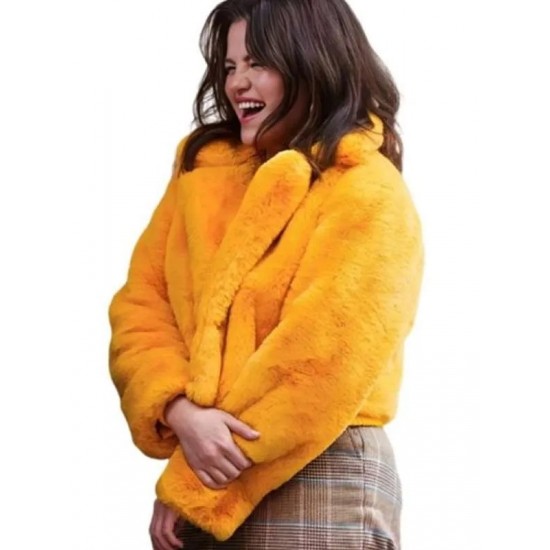 Mabel Mora Season 4 Yellow Faux-Sherpa Jacket – Only Murders in the Building Replica