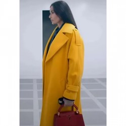 The Substance Demi Moore Yellow Coat The Substance Demi Moore Yellow Coat